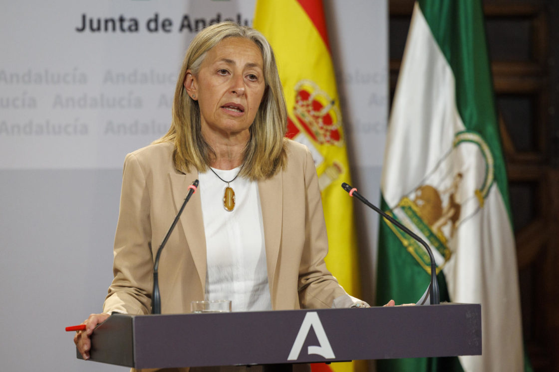 La hasta ahora consejera andaluza de Salud, Rocío Hernández, en una imagen de archivo. EFE/ Julio Muñoz
